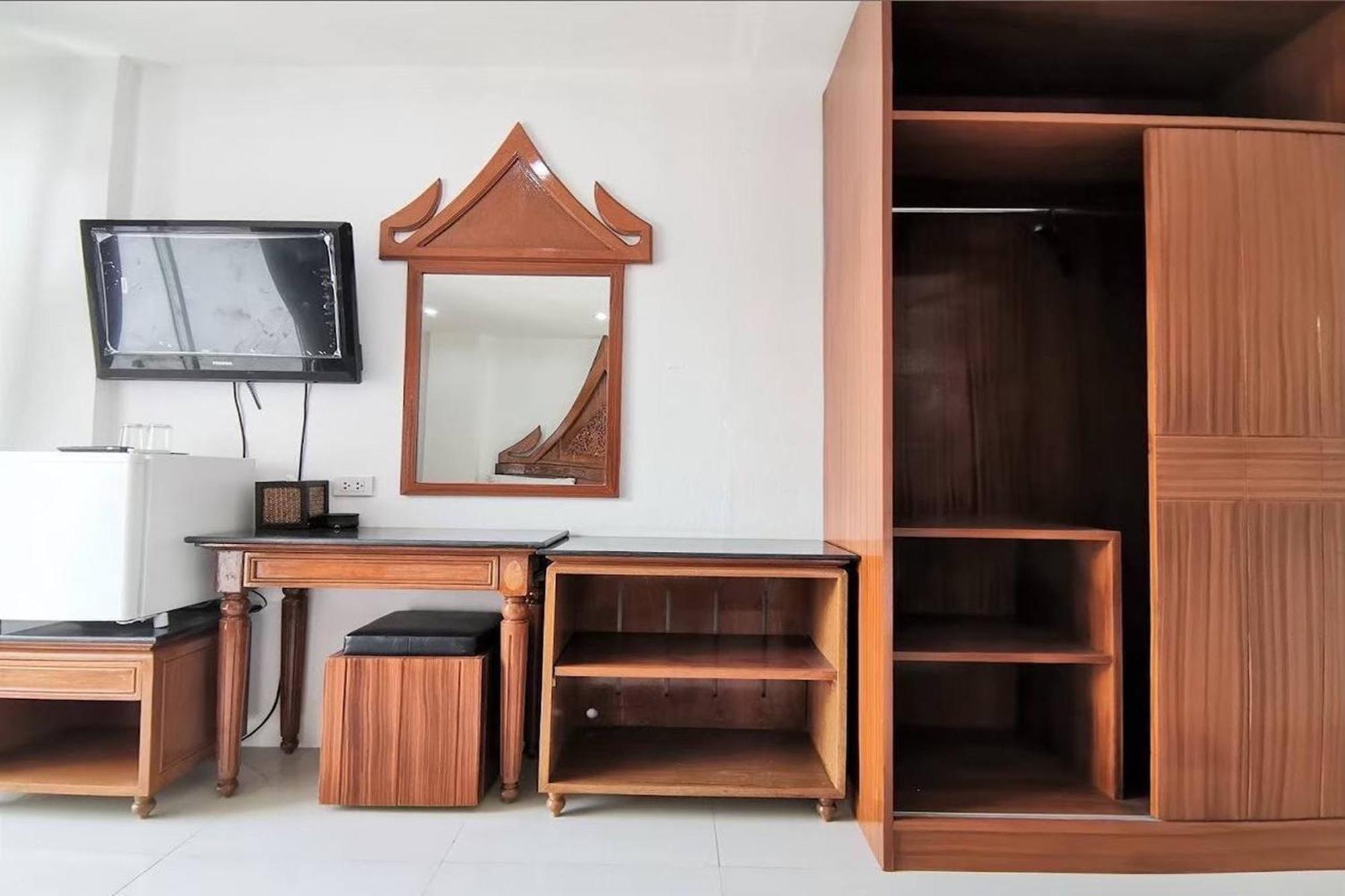 Hotel Praew Mansion Kamala Beach Esterno foto