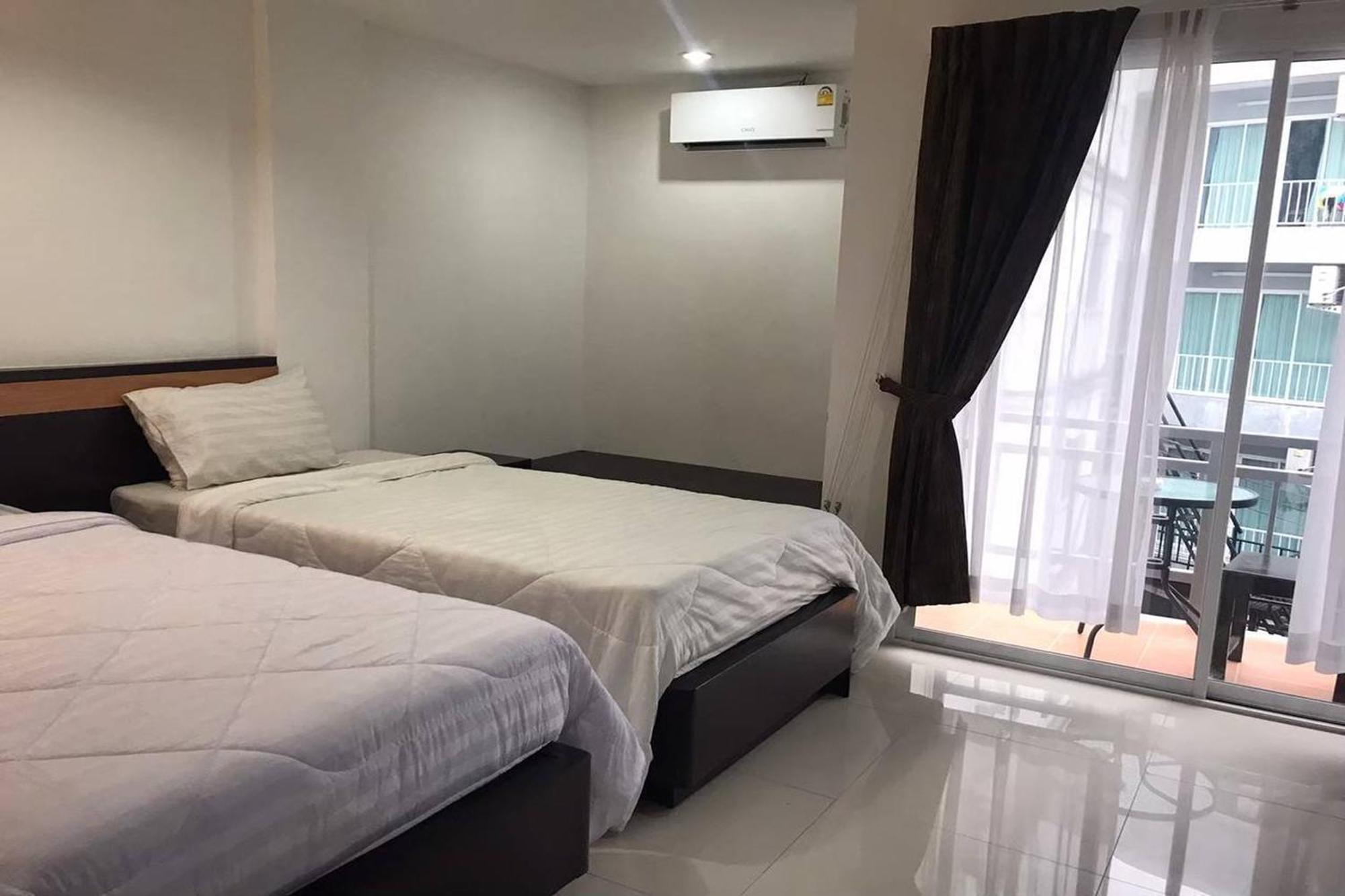 Hotel Praew Mansion Kamala Beach Esterno foto
